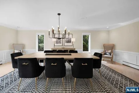 $2,500,000 | 739 Shoshone Trail, Franklin Lakes, NJ 07417