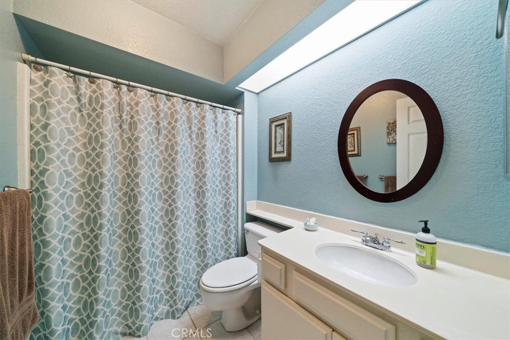 16701 Lake Knoll Parkway Riverside, CA 92503 - Photo 23 of 35