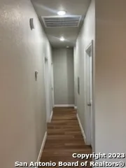 en view of an empty room with a window