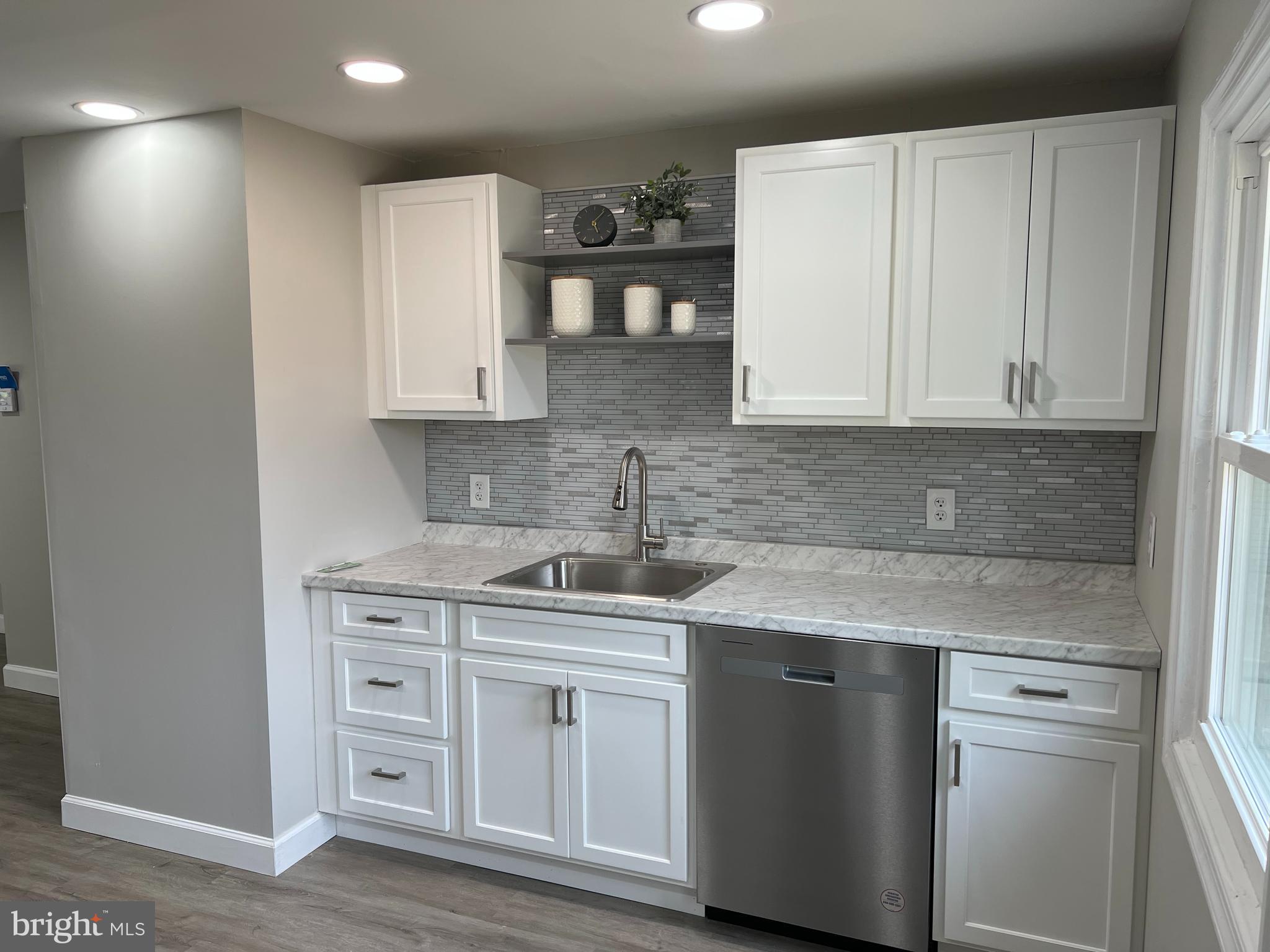 317 Clyde Avenue Halethorpe, MD 21227 - Photo 5 of 15