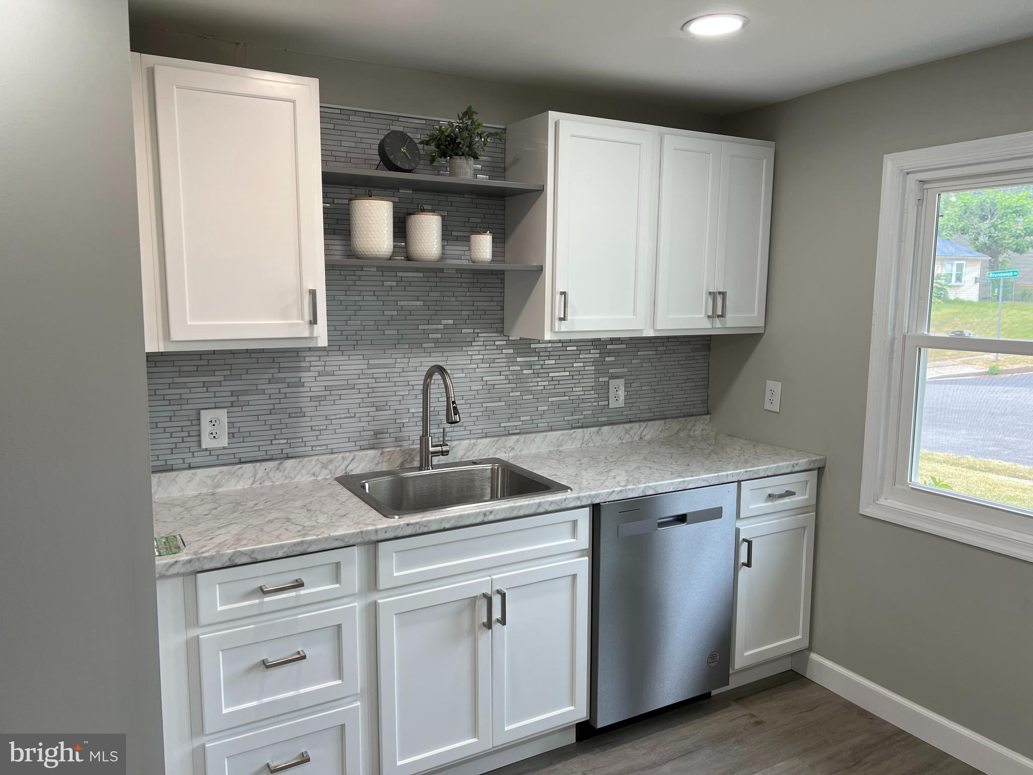 317 Clyde Avenue Halethorpe, MD 21227 - Photo 6 of 15