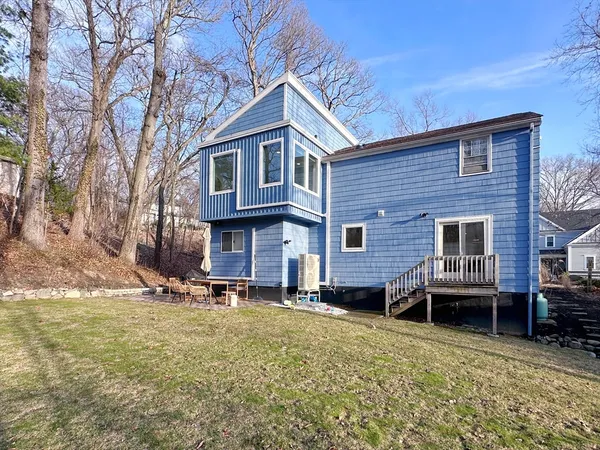 $6,000 | 27 Rockville Avenue, Lexington, MA 02421