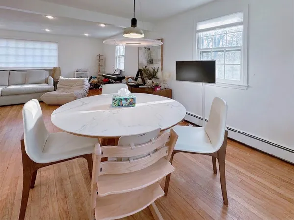 $6,000 | 27 Rockville Avenue, Lexington, MA 02421