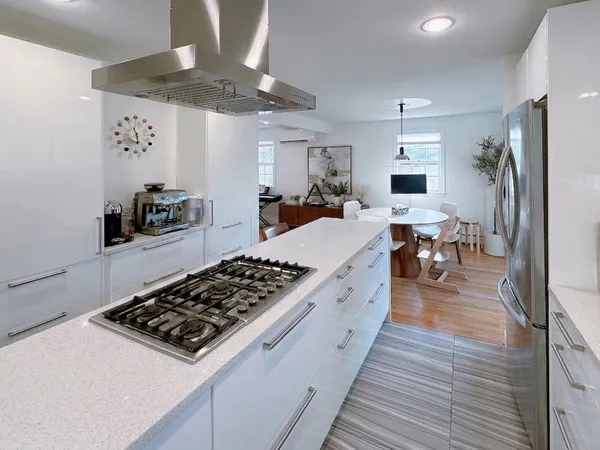 $6,000 | 27 Rockville Avenue, Lexington, MA 02421