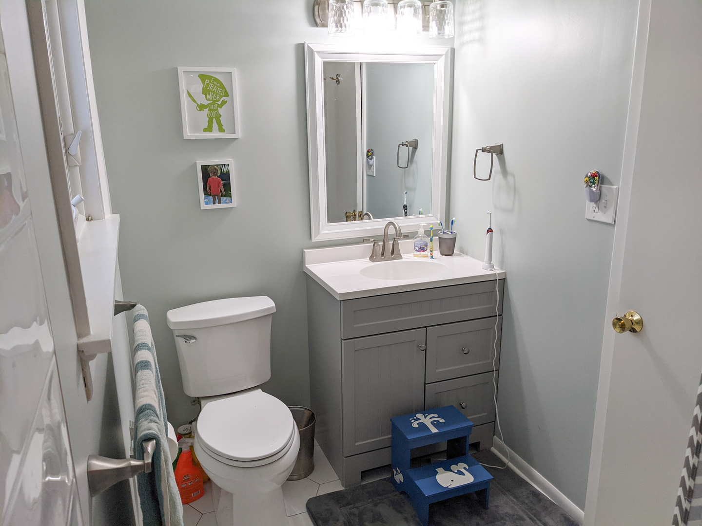 1908 Colfax Street Evanston, IL 60201 - Photo 14 of 19