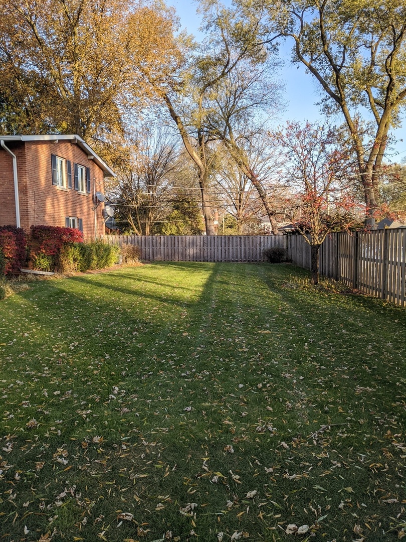 1908 Colfax Street Evanston, IL 60201 - Photo 17 of 19