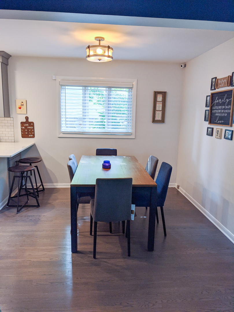 1908 Colfax Street Evanston, IL 60201 - Photo 4 of 19