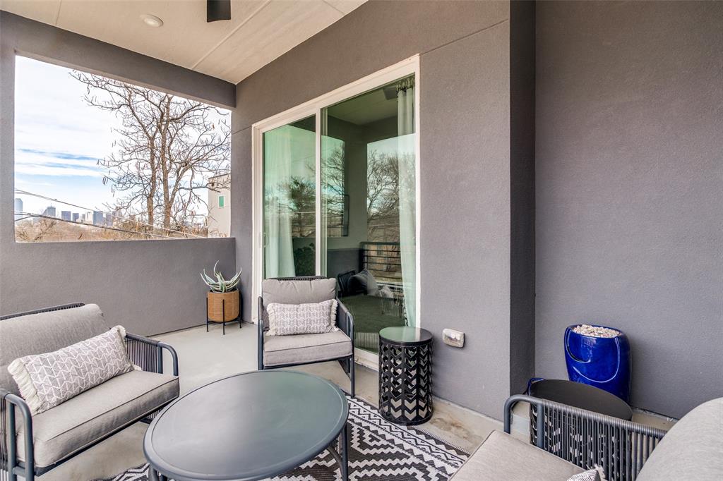 518 Crete Street Dallas, TX 75203 - Photo 16 of 27 View of balcony featuring outdoor lounge area