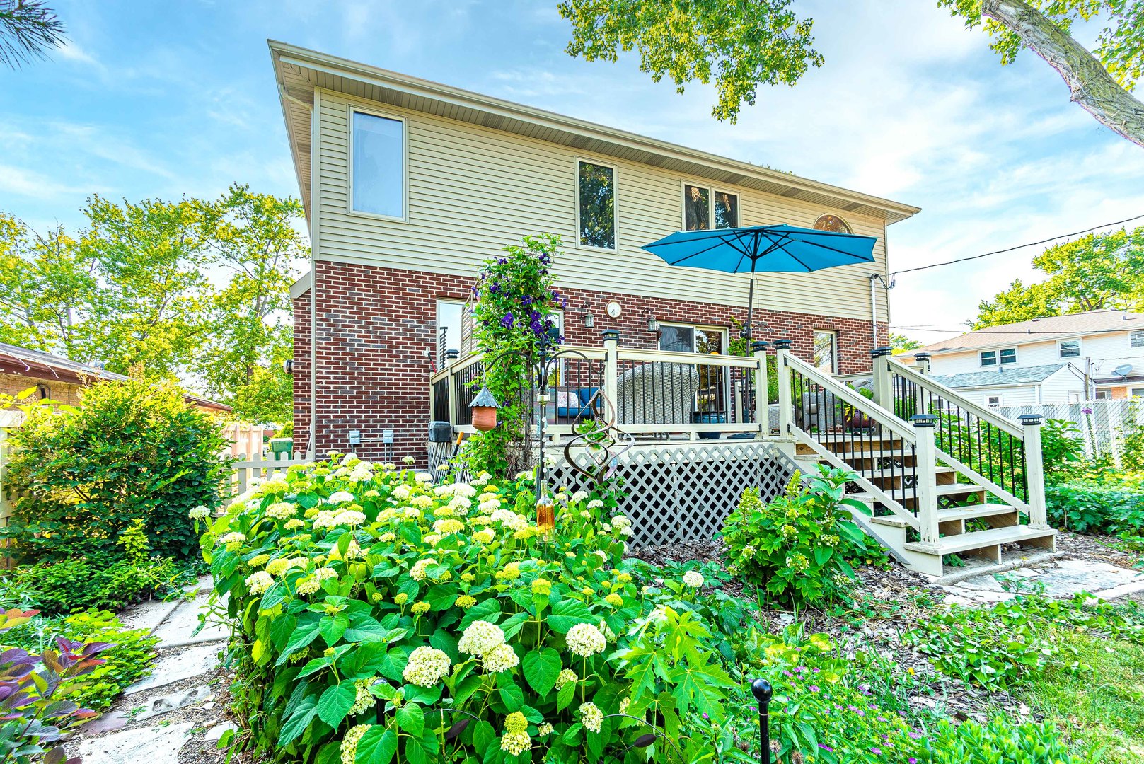 10551 Princess Avenue Chicago Ridge, IL 60415 - Photo 25 of 26 a front view of a house with a yard