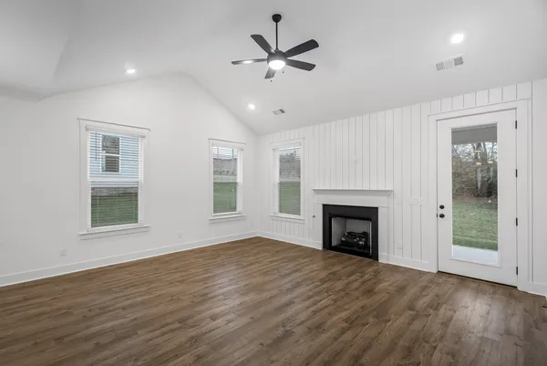 $749,990 | 666 Conifer Drive, Spring Hill, TN 37174