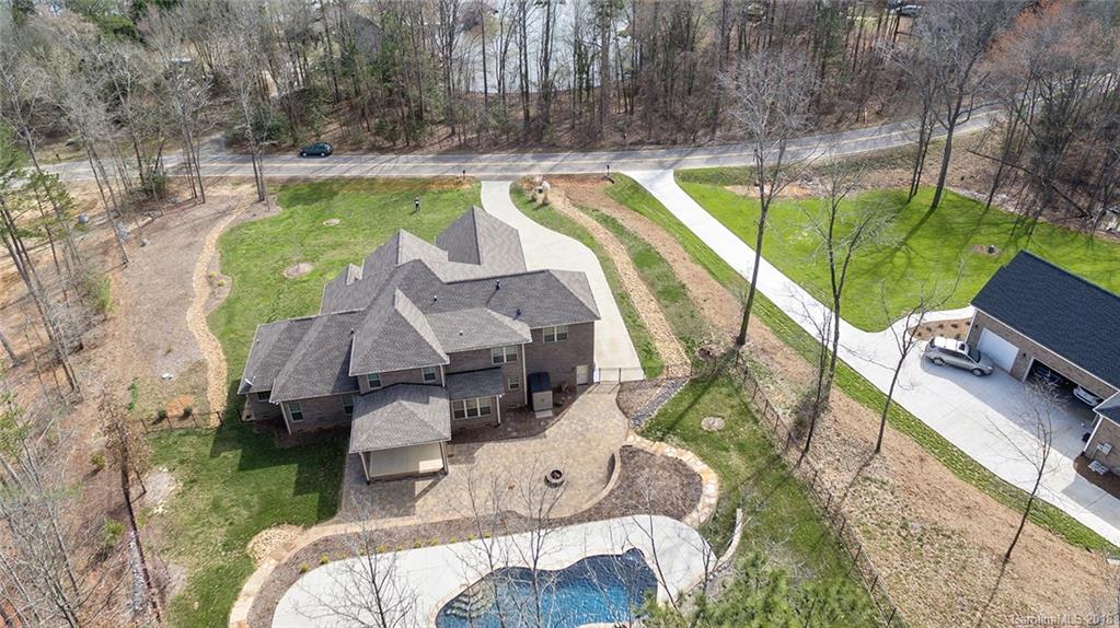 4312 River Oaks Road Clover, SC 29710 - Photo 3 of 27 Gallery Image 3