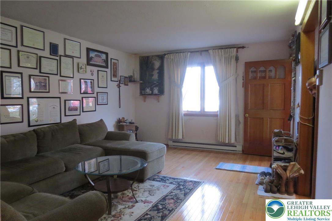 2416 South Alice Street Allentown, PA 18103 - Photo 10 of 22 Gallery Image 10