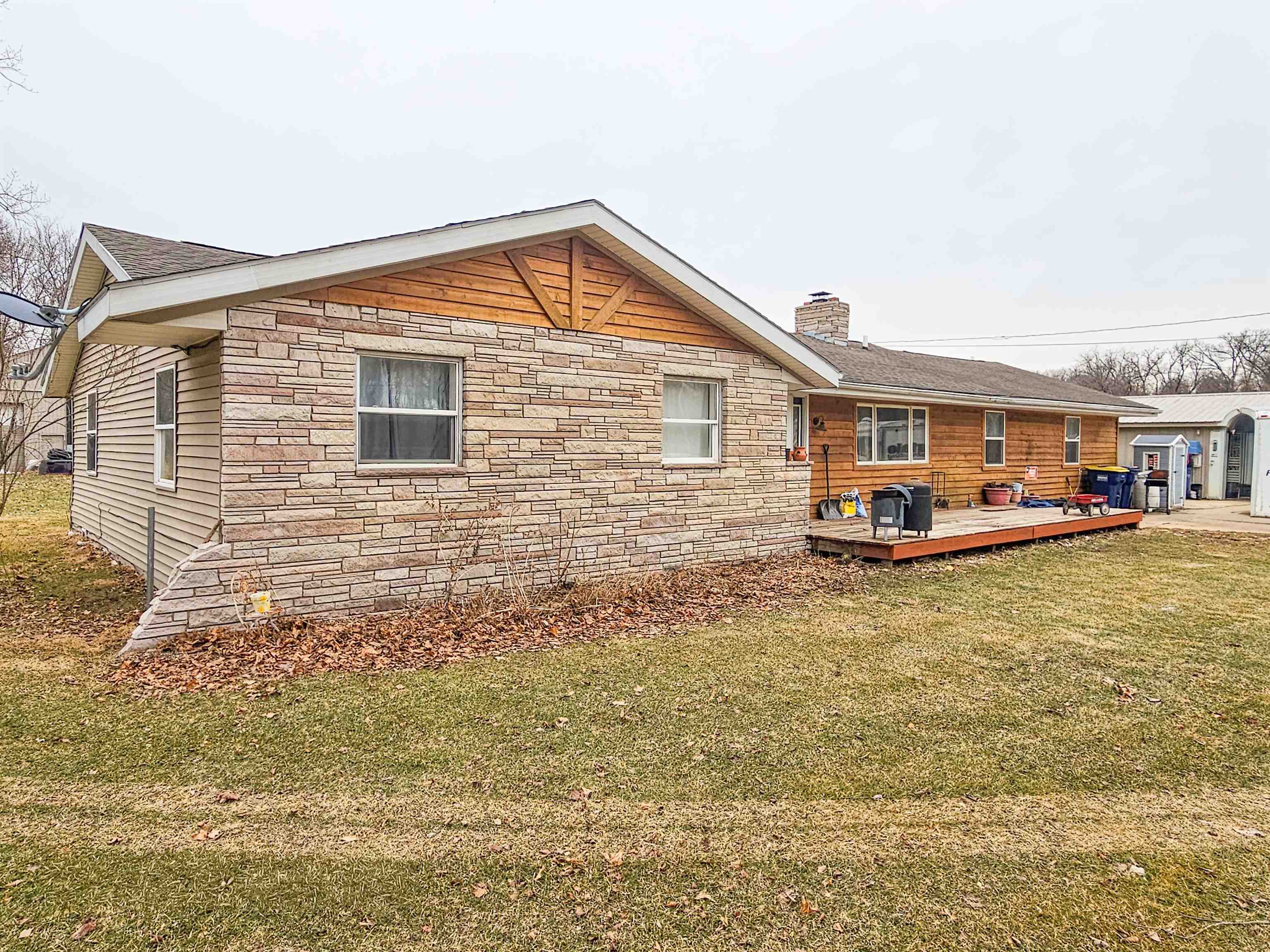 10582 Atwood Road Roscoe, IL 61073 - Photo 3 of 39 Gallery Image 3