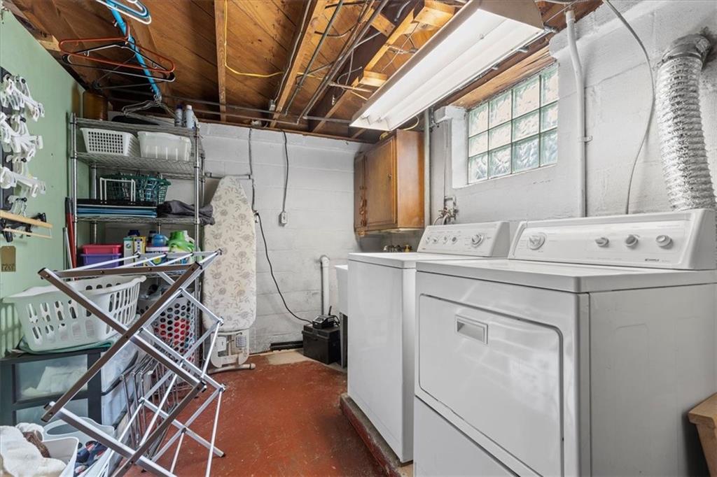 213 Logan Road Bethel Park, PA 15102 - Photo 31 of 47 a utility room with dryer and washer