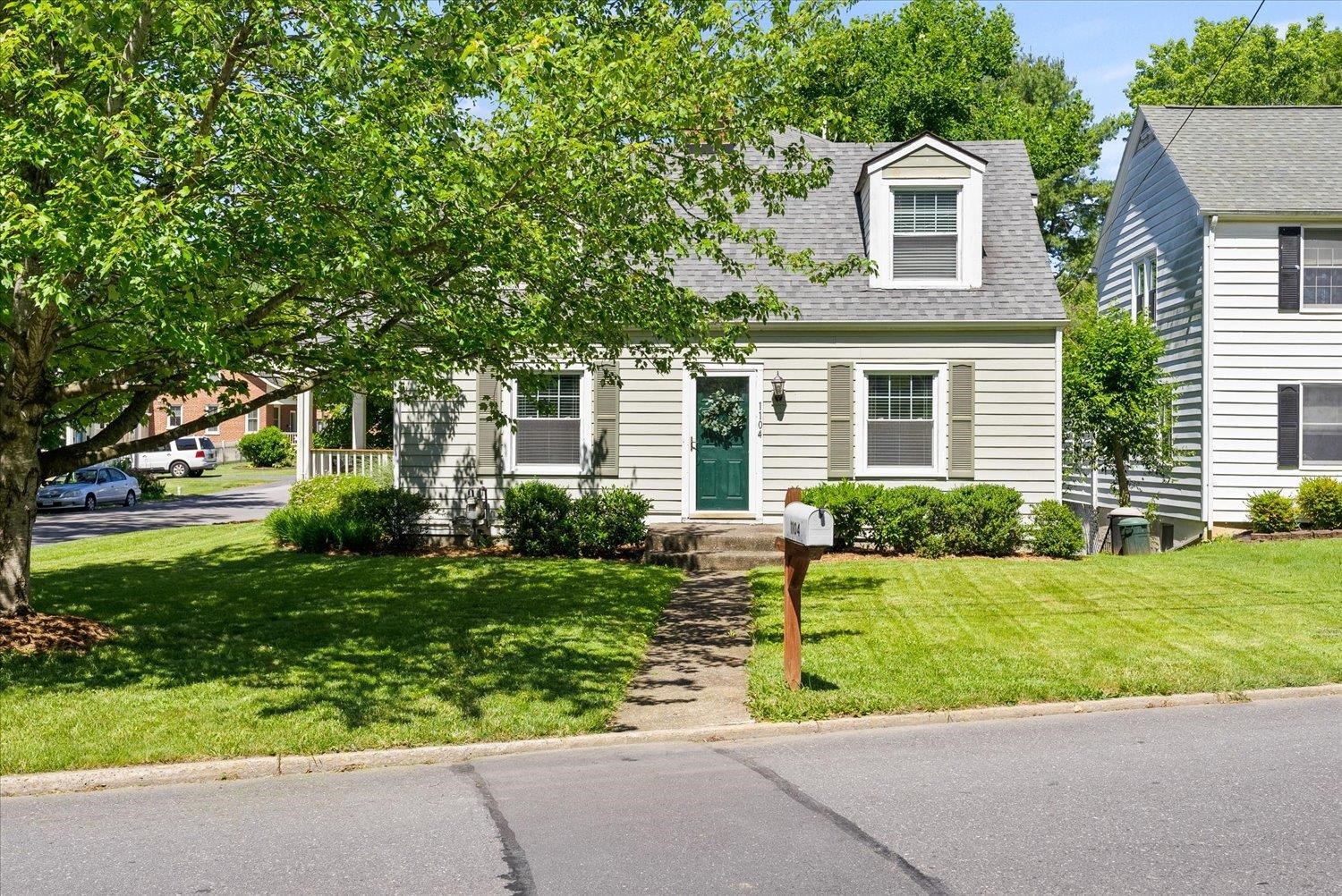 1104 Spring Hill Road Staunton, VA 24401 - Photo 3 of 51 Gallery Image 3