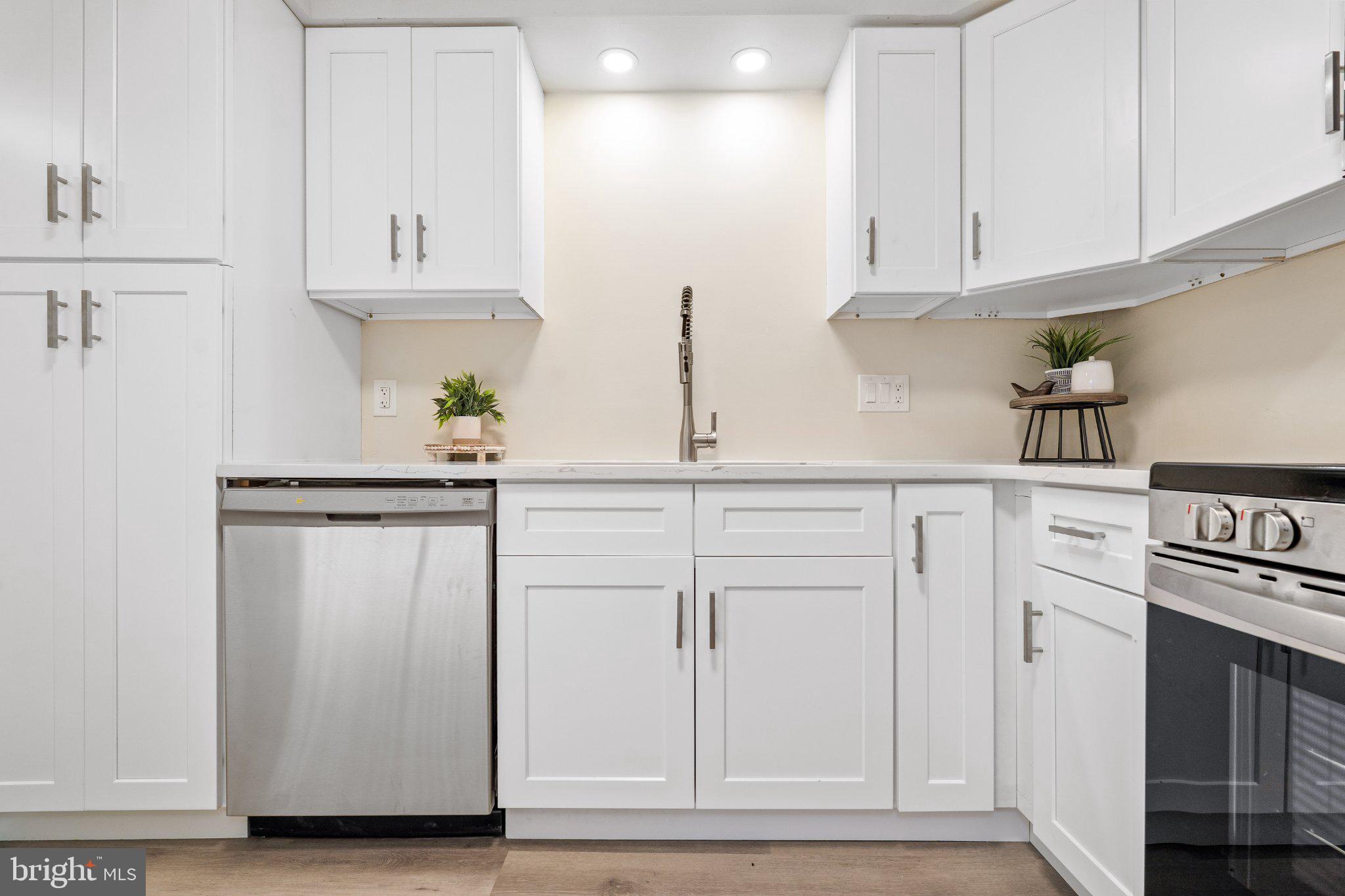 173 East Village Road Elkton, MD 21921 - Photo 8 of 24 QUARTZ COUNTERTOPS