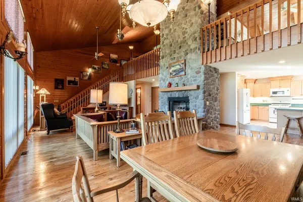 $1,750,000 | 28 EMS W15 Lane, North Webster, IN 46555