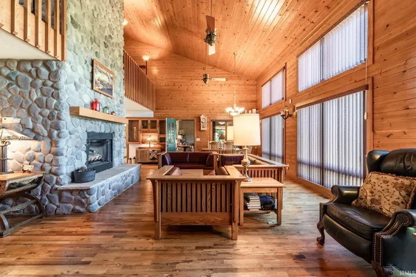 $1,750,000 | 28 EMS W15 Lane, North Webster, IN 46555