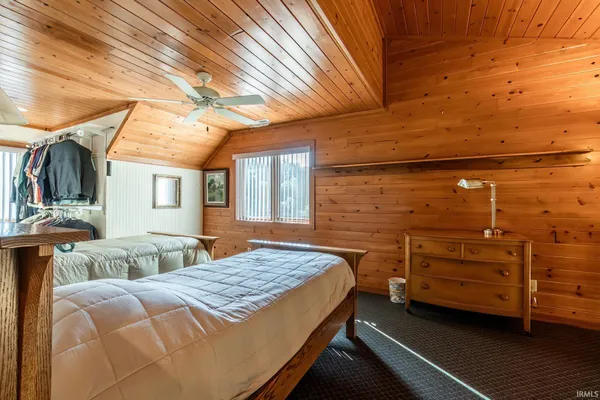 $1,750,000 | 28 EMS W15 Lane, North Webster, IN 46555