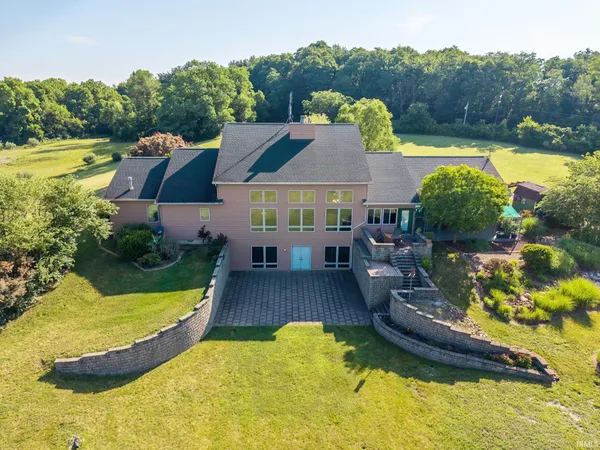 $1,750,000 | 28 EMS W15 Lane, North Webster, IN 46555
