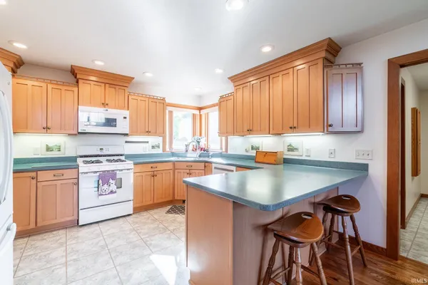 $1,750,000 | 28 EMS W15 Lane, North Webster, IN 46555