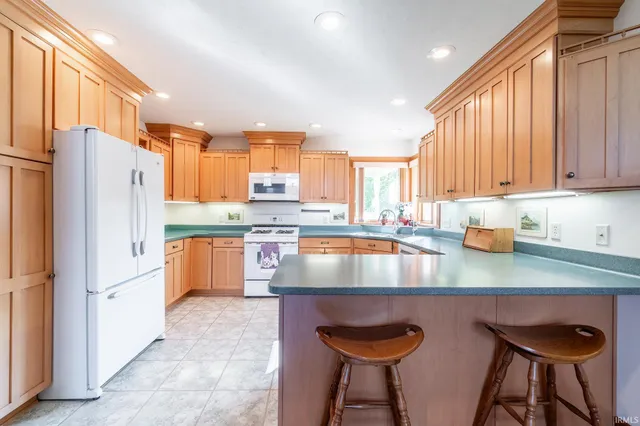 $1,750,000 | 28 EMS W15 Lane, North Webster, IN 46555