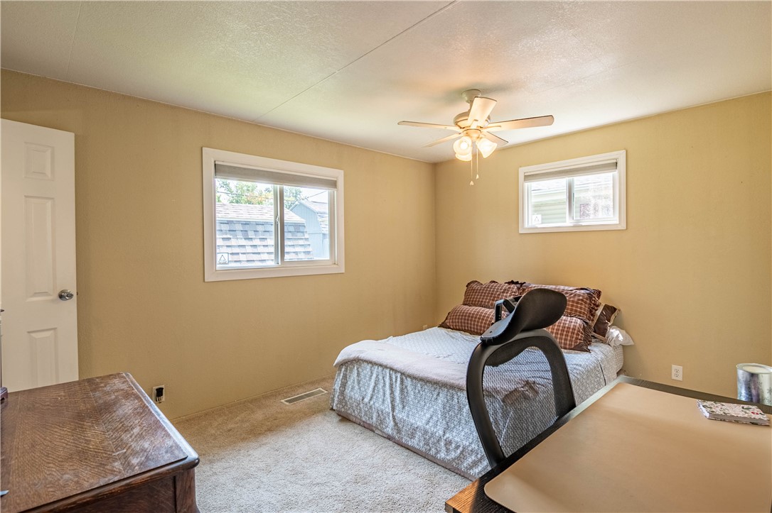 3914 Cambridge Drive Decatur, IL 62526 - Photo 9 of 15 Gallery Image 9