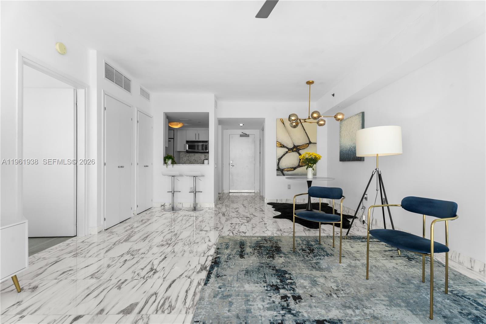 450 Alton Road, Unit 3008 Miami Beach, FL 33139 - Photo 4 of 34 a living room with furniture