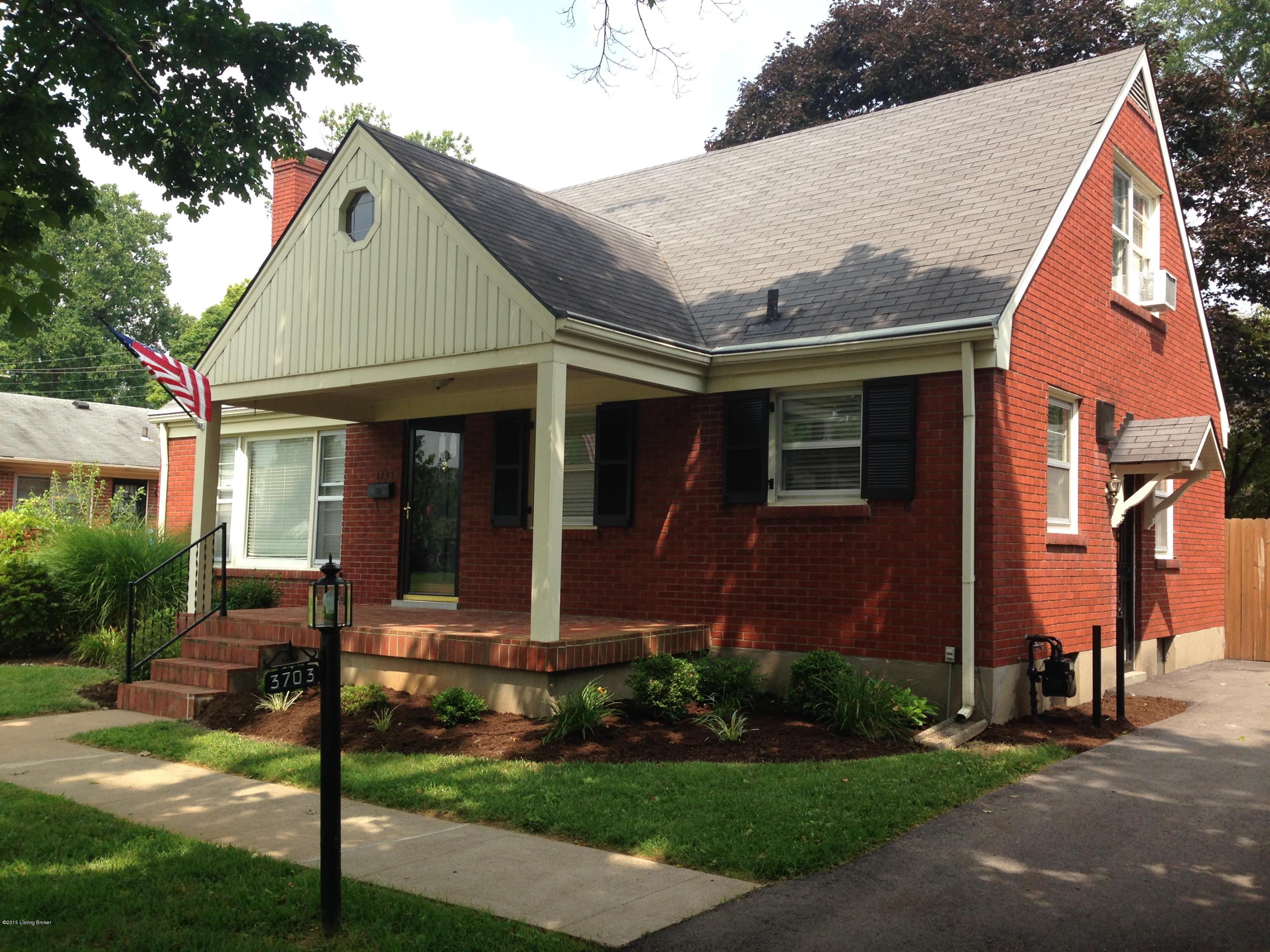3703 Hughes Road Louisville, KY 40207 - Photo 11 of 32 IMG_7849