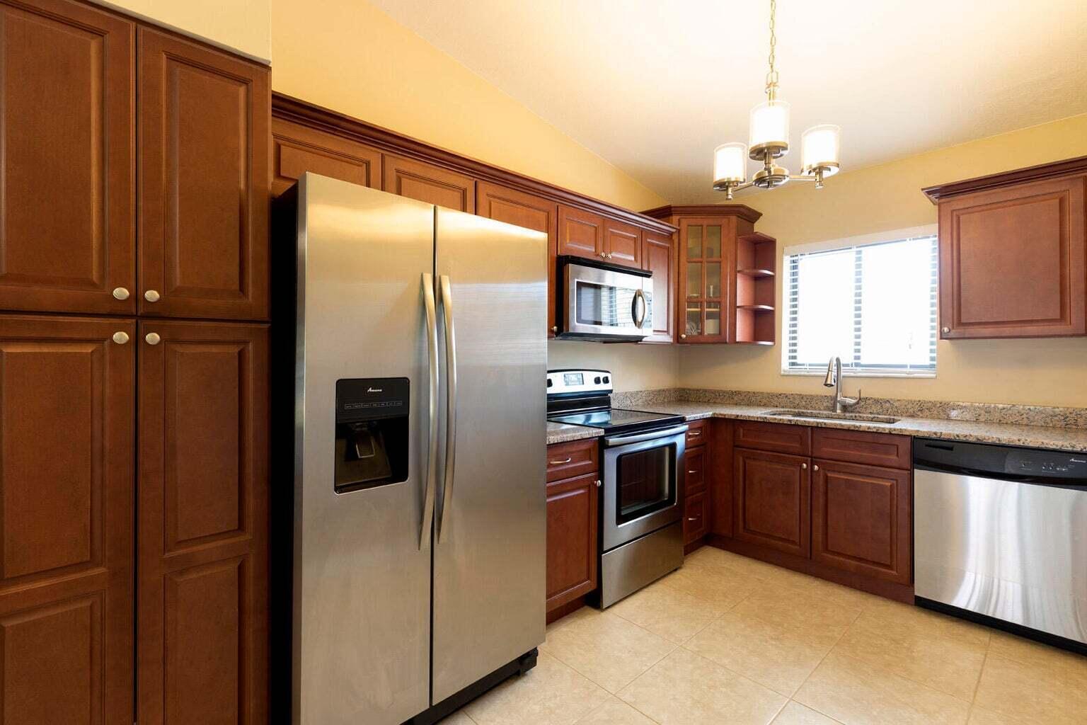 321 Olivewood Place, Unit O222 Boca Raton, FL 33431 - Photo 2 of 9 2