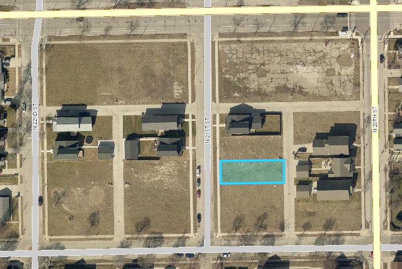 1616 North 21st Street Milwaukee, WI 53205 - Photo 2 of 13 2012 N 13th St Location in Walnut Circle