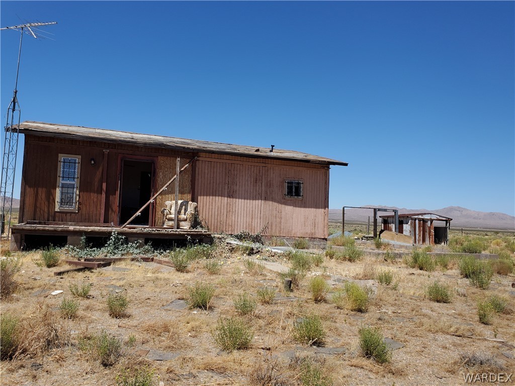 12001 North Carmack Road Golden Valley, AZ 86413 - Photo 11 of 16