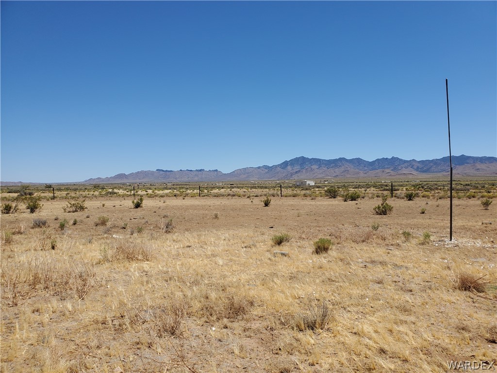 12001 North Carmack Road Golden Valley, AZ 86413 - Photo 14 of 16