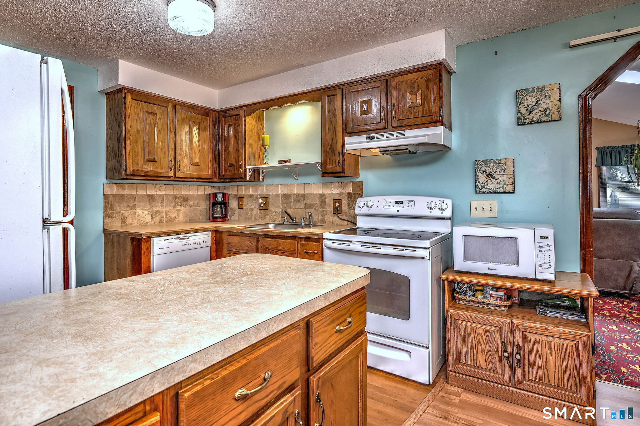 6 Ferguson Road Hamden, CT 06518 - Photo 19 of 35