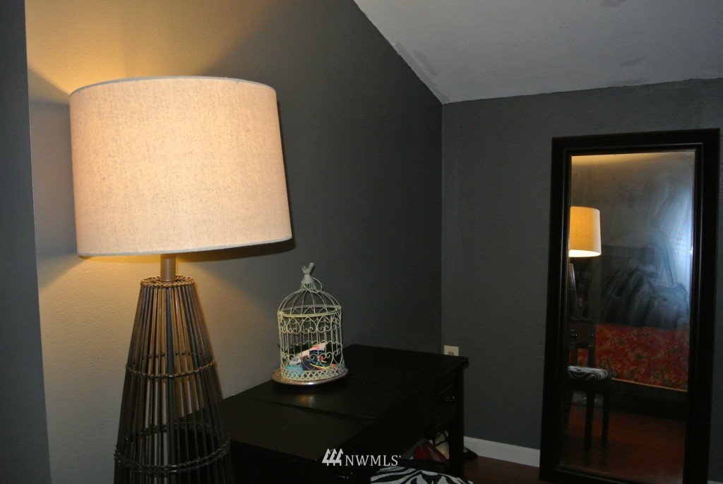 2616 Perry Avenue Bremerton, WA 98310 - Photo 14 of 25 Gallery Image 14