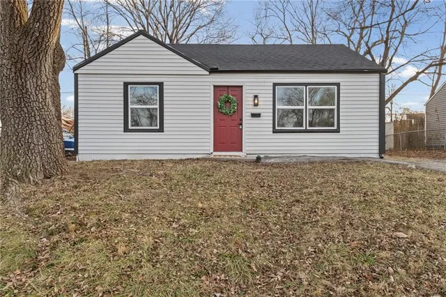 $169,500 | 4917 Locust Avenue, Kansas City, KS 66106