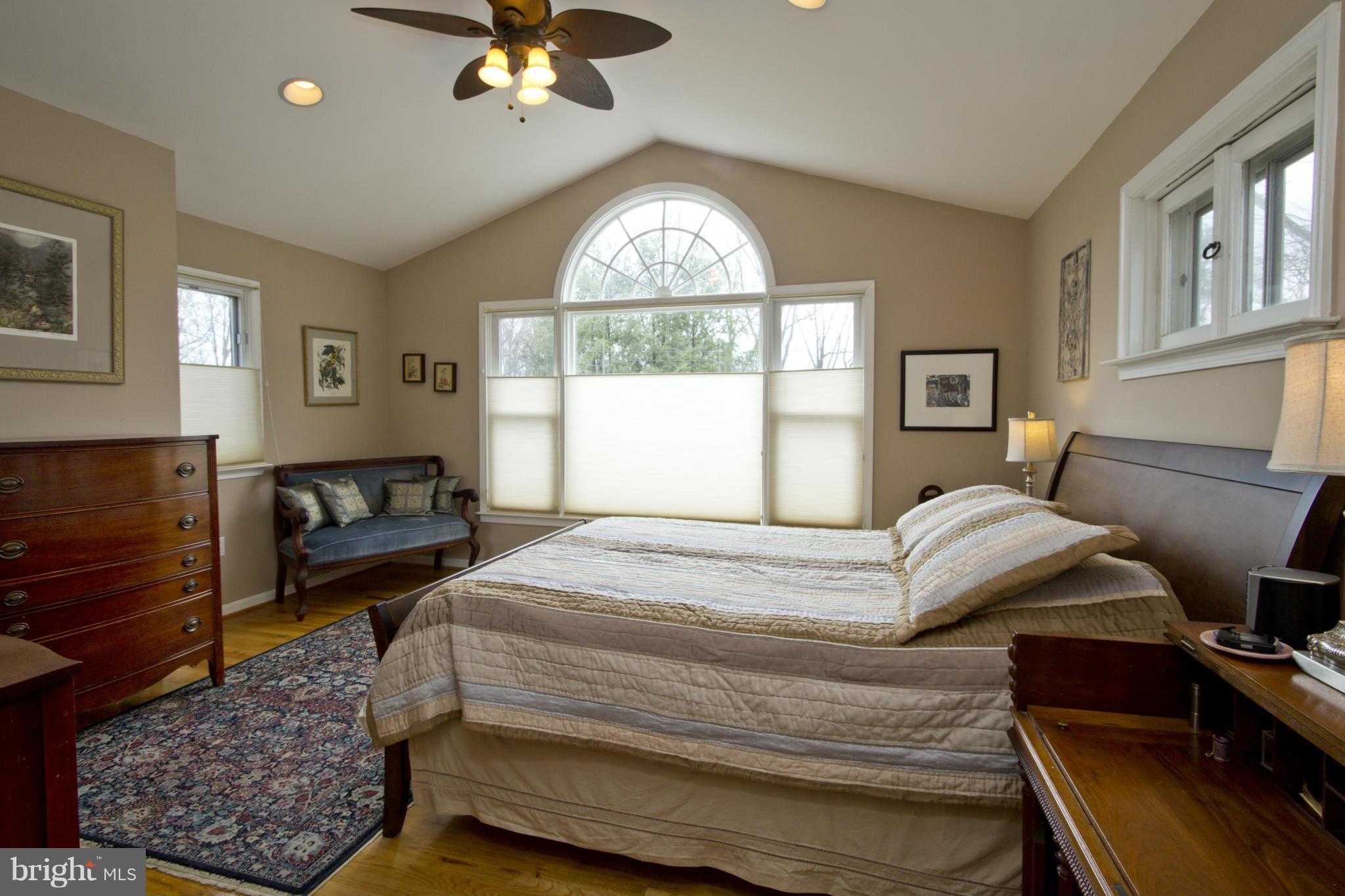 1471 Grandview Road Arnold, MD 21012 - Photo 21 of 30 Bedroom (Master)