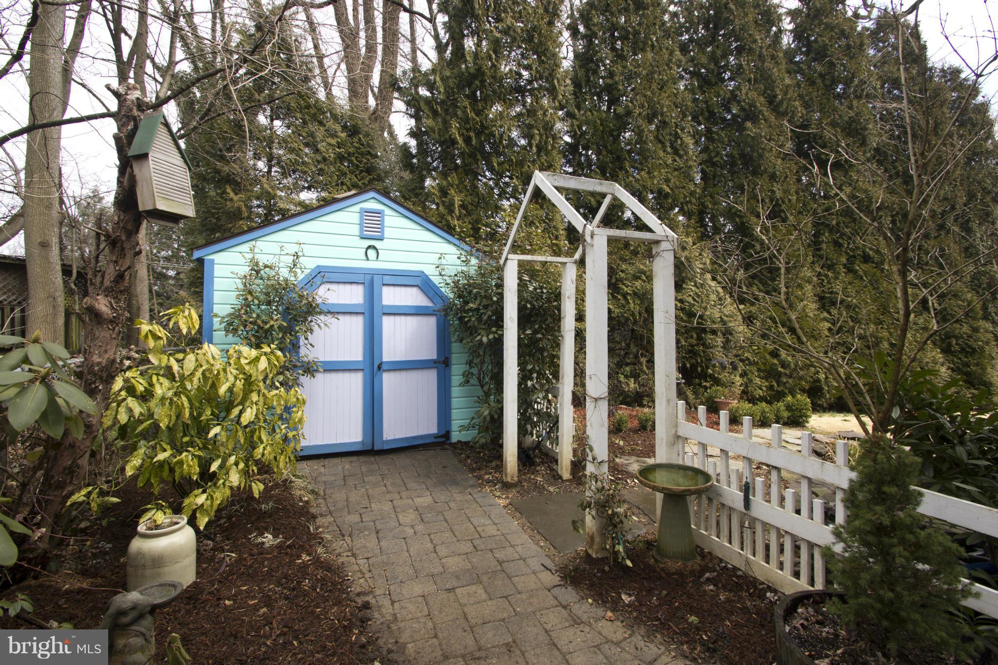 1471 Grandview Road Arnold, MD 21012 - Photo 27 of 30 Large Storage Shed