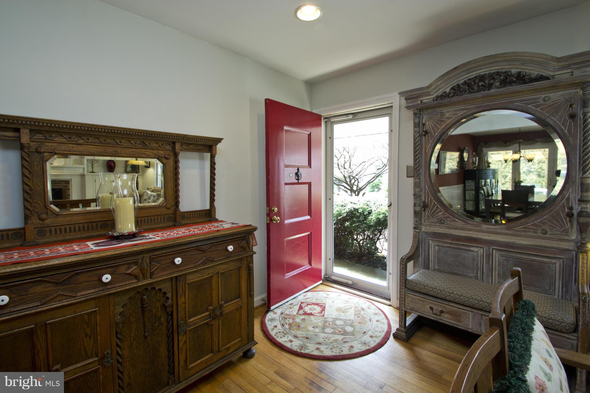 1471 Grandview Road Arnold, MD 21012 - Photo 7 of 30 Welcome Home!