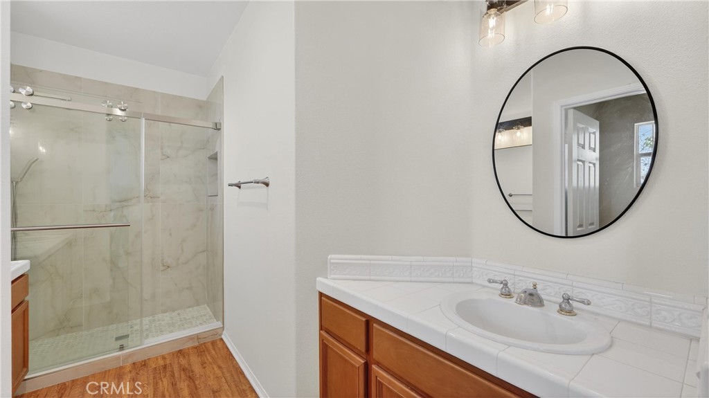 35 Garrison Loop Ladera Ranch, CA 92694 - Photo 26 of 61 En suite bathroom