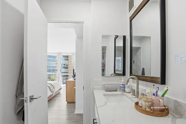 $6,900 | 1730 Avenida Del Mundo, Unit 502, Coronado, CA 92118