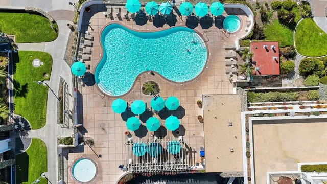 $6,900 | 1730 Avenida Del Mundo, Unit 502, Coronado, CA 92118