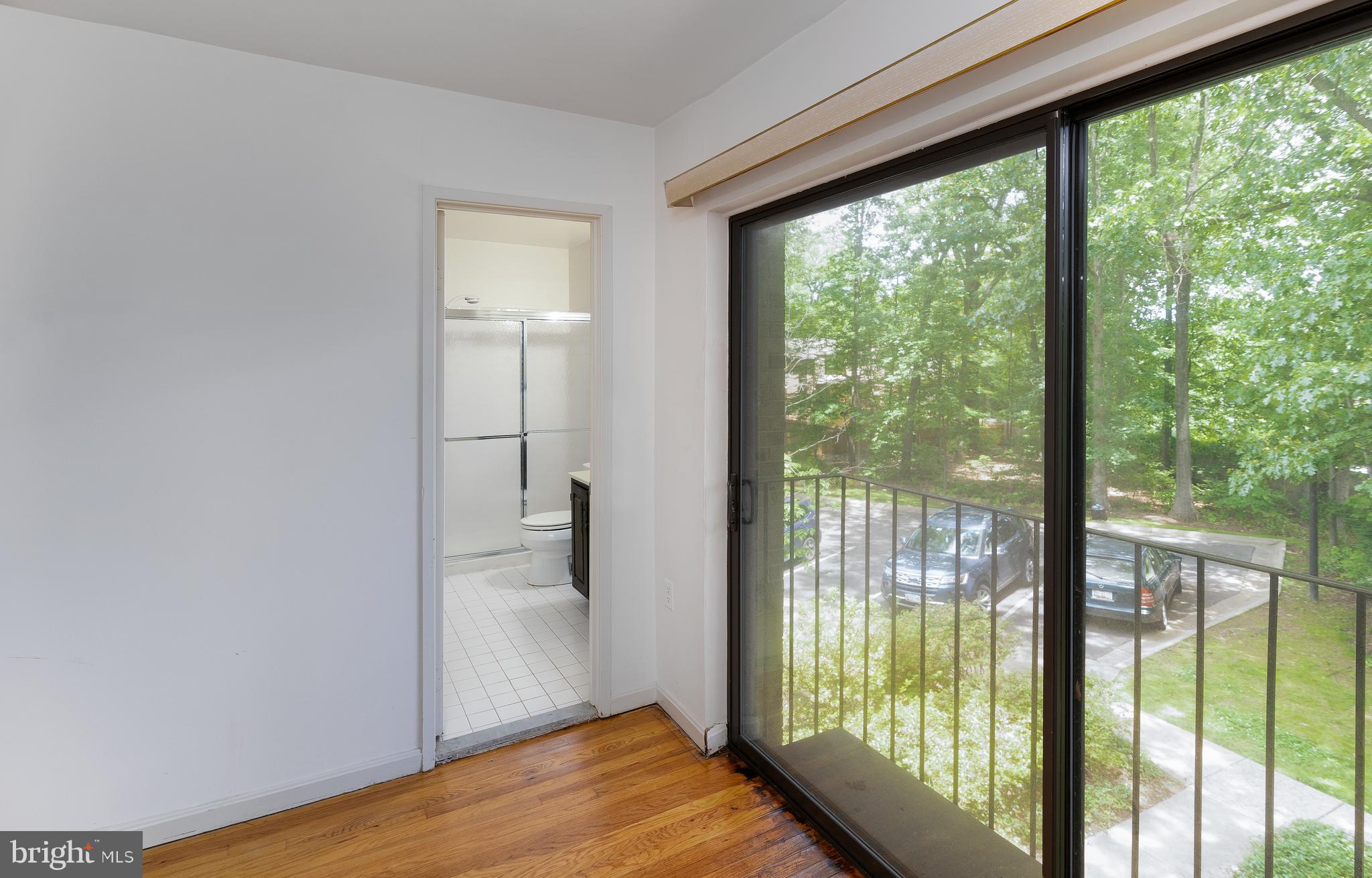 7952 Inverness Ridge Road Potomac, MD 20854 - Photo 17 of 35 Master bedroom