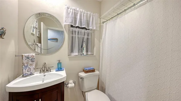 $673,000 | 844 Magellan Drive, Sarasota, FL 34243