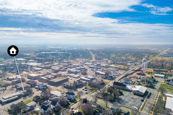 $275,000 | 515 North 6th Street, Rochelle, IL 61068