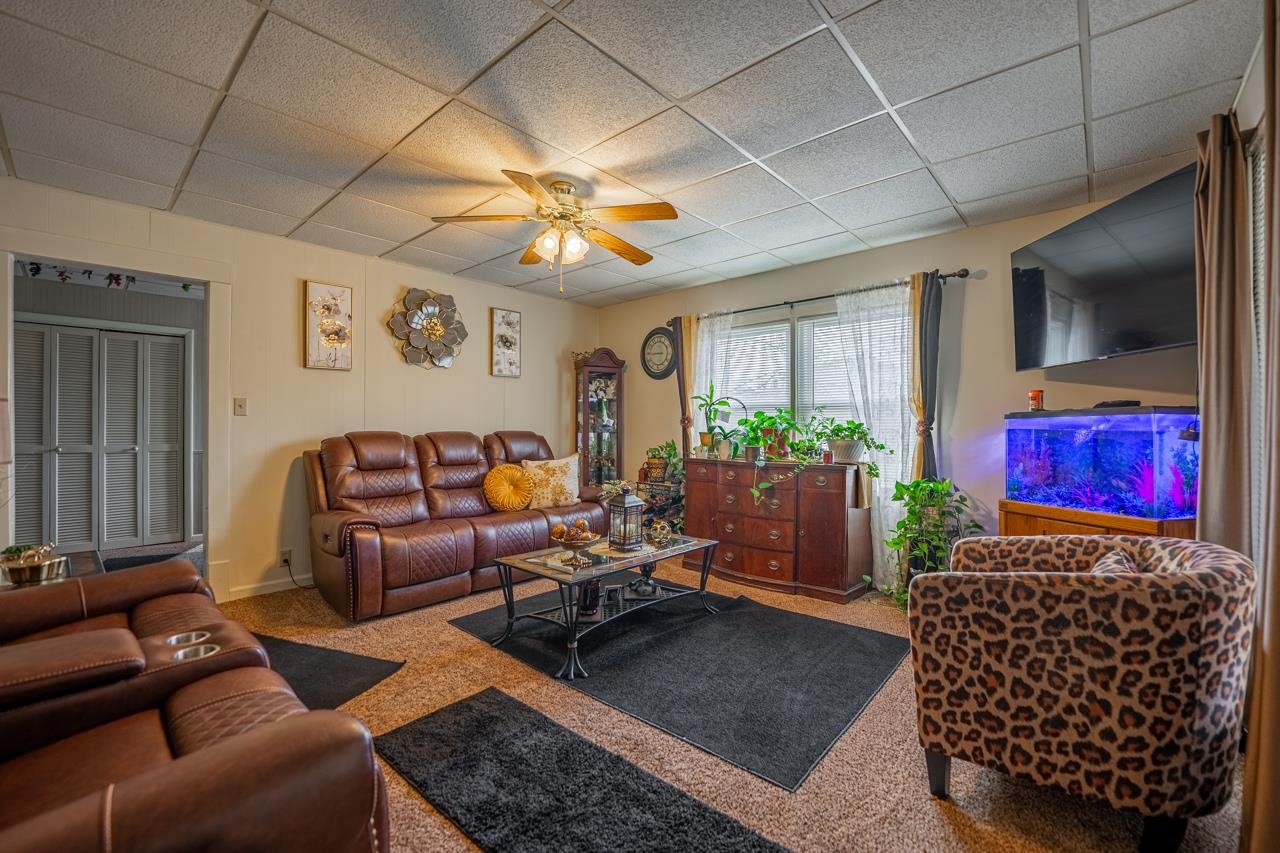 515 North 6th Street Rochelle, IL 61068 - Photo 6 of 54