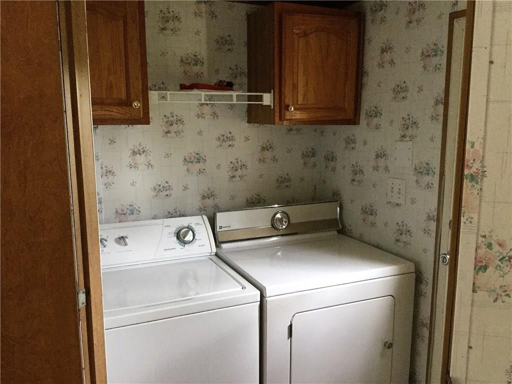 1152 Hartzell Road New Castle, PA 16105 - Photo 17 of 18 Laundry off kitchen