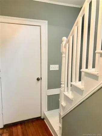 $1,700 | 15 Crofut Place, Unit 1, Danbury, CT 06810