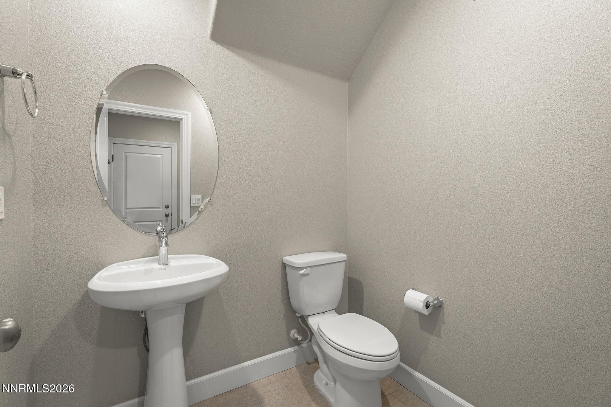 2032 Wind Ranch Road, Unit B Reno, NV 89521 - Photo 20 of 39 20-web-or-mls-_DSC1718