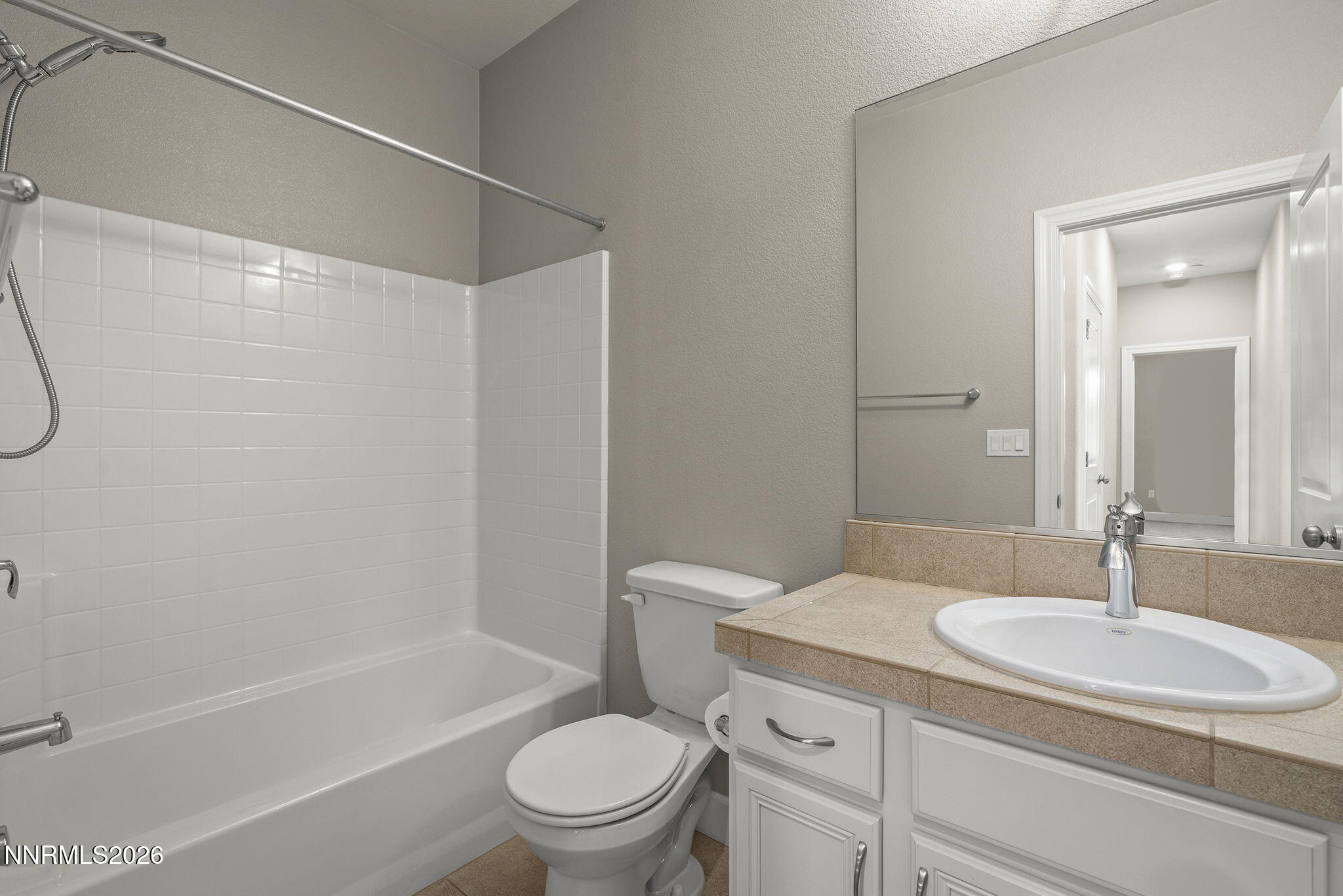 2032 Wind Ranch Road, Unit B Reno, NV 89521 - Photo 28 of 39 28-web-or-mls-_DSC1714